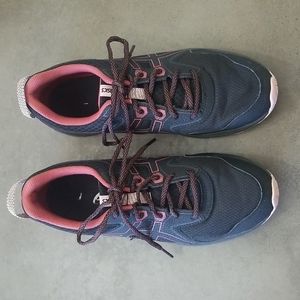 Asics Trail Scout running sneakers Black/Dried Rose Size 10 US